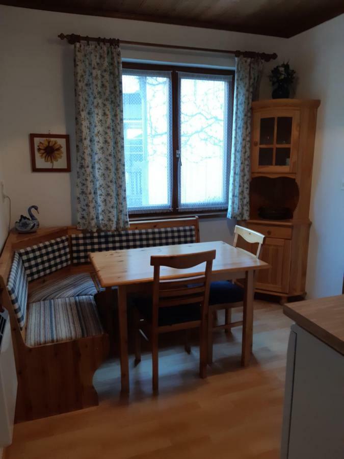 Appartements Direkt Am See Грундльзее Экстерьер фото
